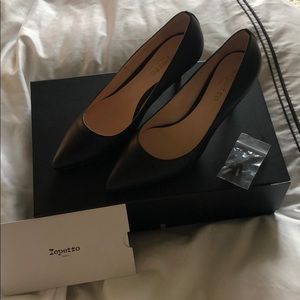 Repetto classic black heels